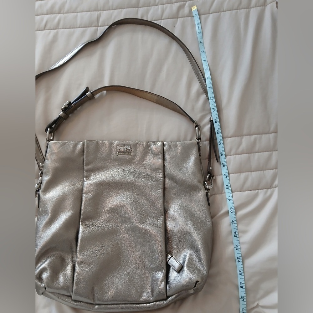 Coach Shimmering metallic Shoulder Bag - Picture 4 of 10